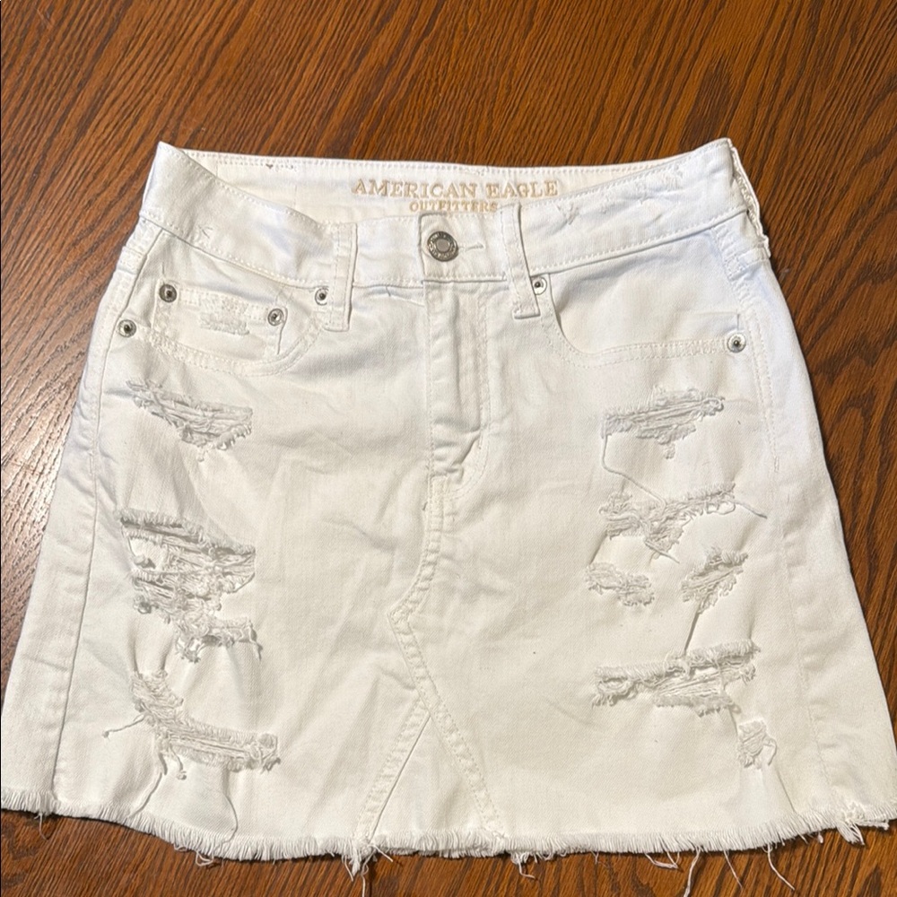 American Eagle Outfitters White Mini Skirt Casual Distressed